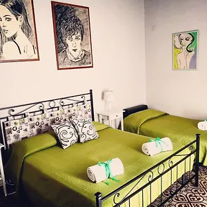 Casa Elide 3*, Catánia Italië